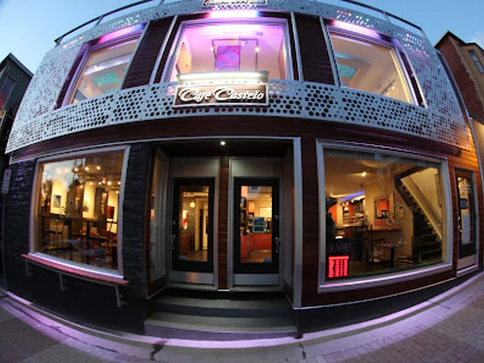 Café Castelo, Québec