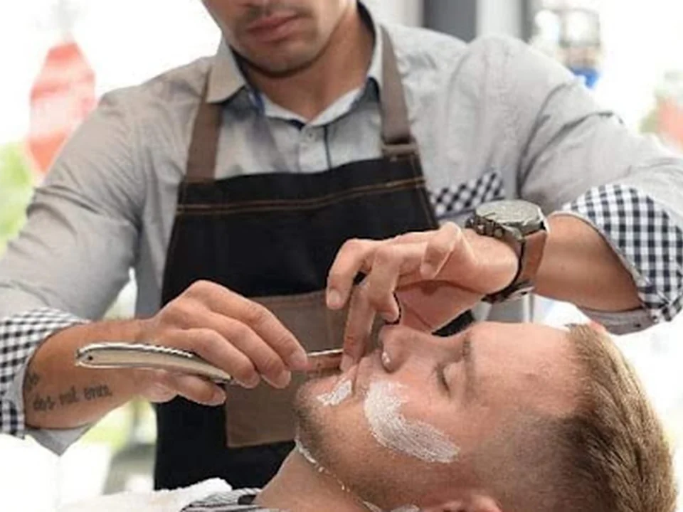 El Macho Barbershop, Québec