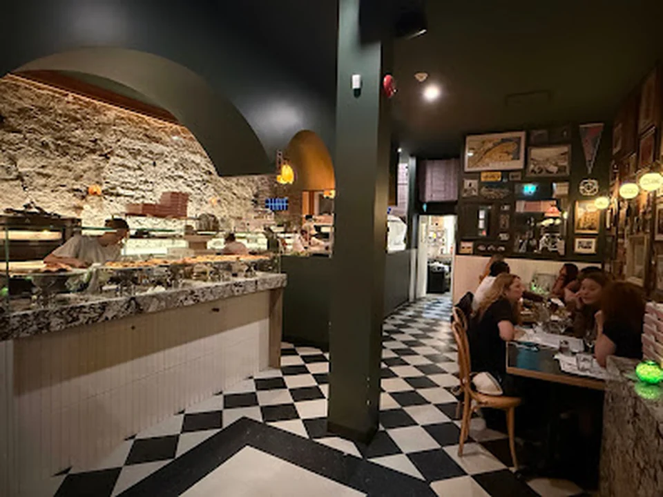 Pizzéria Locali - St-Jean, Québec