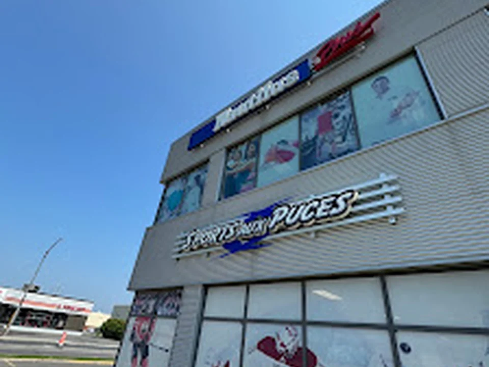 Sports Aux Puces Lévis, Québec