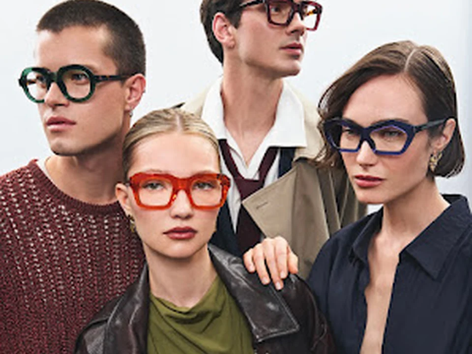 Bar à lunettes Marie-Sophie Dion Quebec– Lunettes & Lunetterie/Eyewear • Montures sur Mesure /Personalized Frames