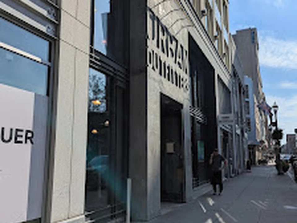 Urban Outfitters, Québec