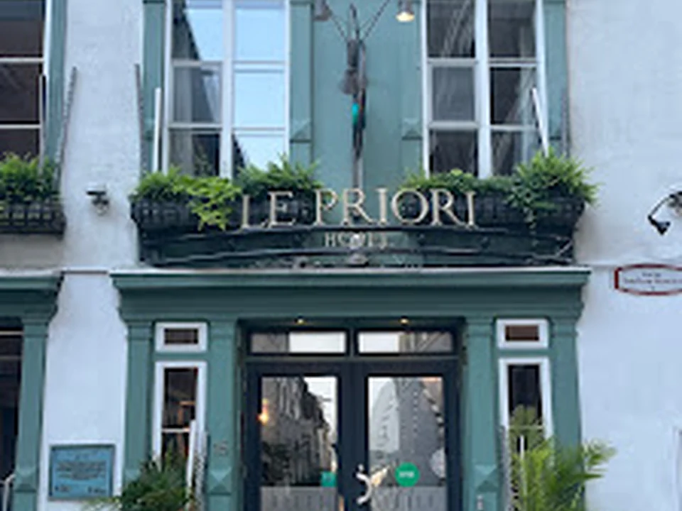 Hôtel Le Priori, Québec