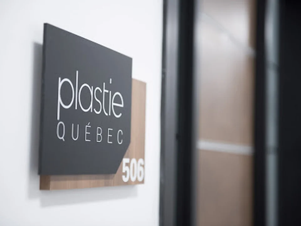 Plastie Québec
