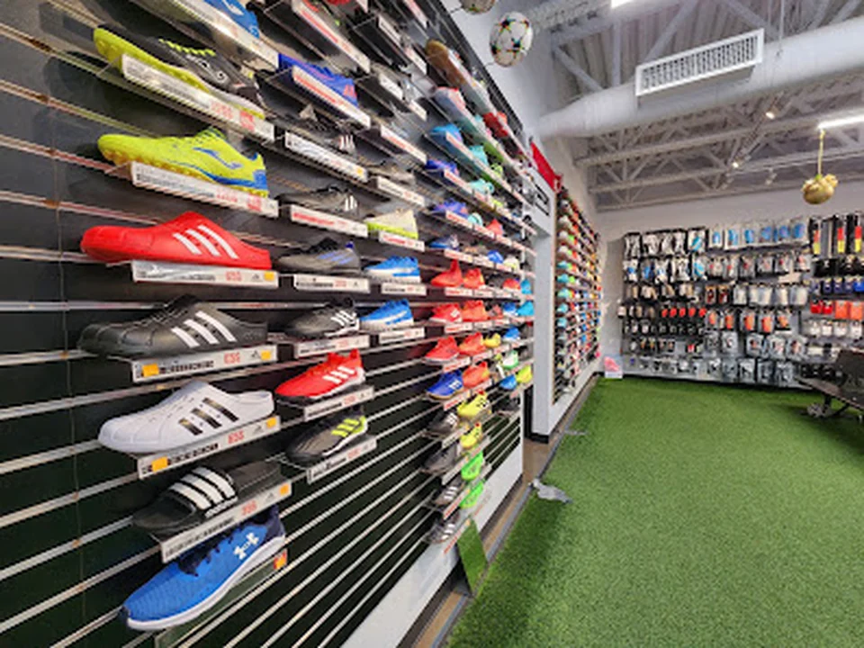 Influence Sport - Adidas - Nike - Soccer, Québec