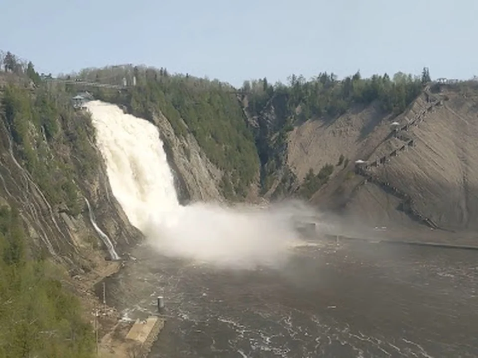 Stationnement (Sommet) | Parc de la Chute-Montmorency, Québec
